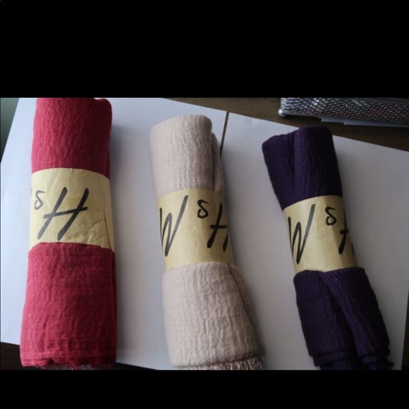 Muslim hijab - Picture 2 of 3